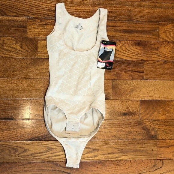 Inteco Smooth Shaper Seamless Bodysuit Wear Your Own Bra Shapewear S/M - Picture 4 of 7